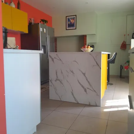 Grande Lumineuse Bed & Breakfast 3*